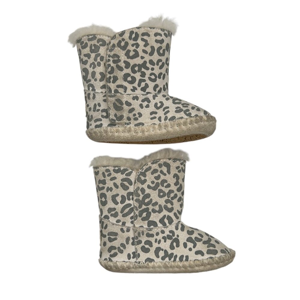 UGG Cassie Leopard Infant Boots (2/3) - Picture 5 of 16